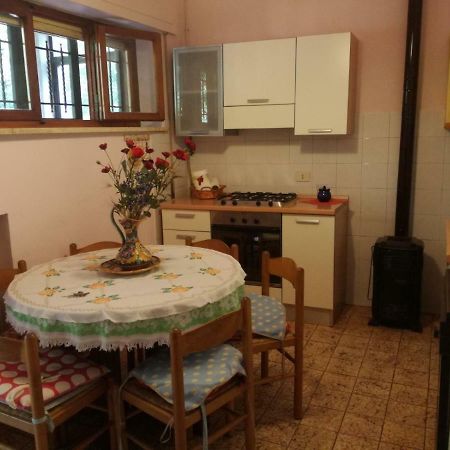Casa Della Nonna Apartment Radicofani Luaran gambar